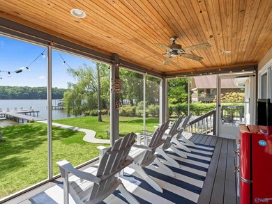 Beautifully updated home on Elk River! 3BR/2BA 1320sf house with - photo 28