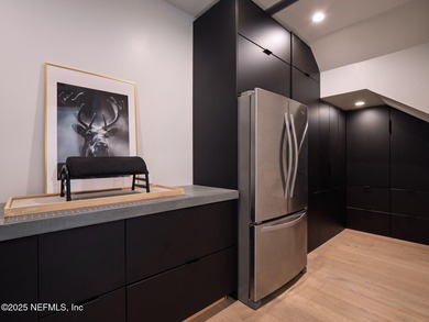 Discover this private modern riverfront estate on the Saint - photo 32