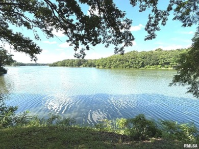 Lake Home Sale Pending in Centralia, Illinois