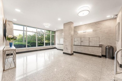Step into this beautiful one-bedroom in a high rise building - photo 16