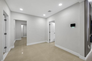 BRING YOUR BEST OFFERS. MOTIVATED SELLER! 3Br + Den(can be used - photo 19