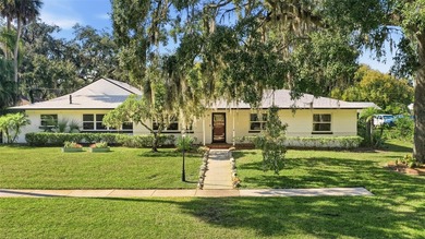 Lake Monroe Home For Sale in Sanford Florida