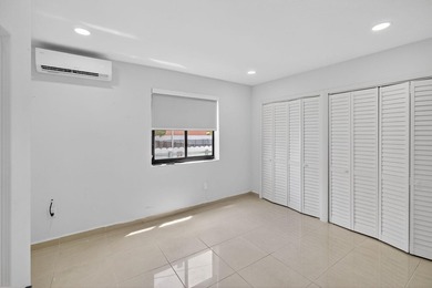 BRING YOUR BEST OFFERS. MOTIVATED SELLER! 3Br + Den(can be used - photo 24