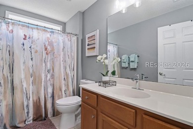 Welcome to this beautifully maintained one-story, 3-bedroom - photo 11