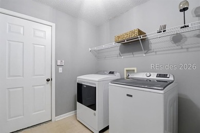 Welcome to this beautifully maintained one-story, 3-bedroom - photo 25