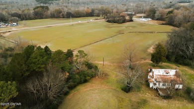 Discover this exceptional 485+/- acre farm with additional - photo 28