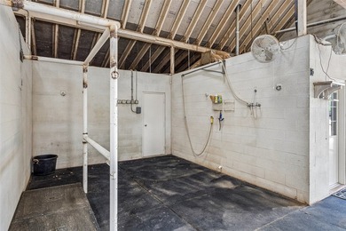 Private Equestrian Retreat in Butterfield Junction on 10 Acres - photo 36
