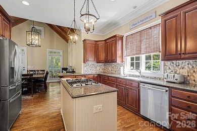 Rare opportunity to own in an intimate waterfront community of - photo 8
