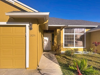 Don't miss this incredible opportunity! This home sits on a high - photo 6