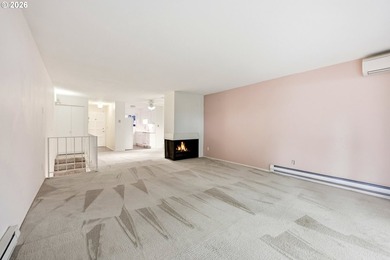 Historic Milwaukie Condo property sit on the Willamette River - photo 5