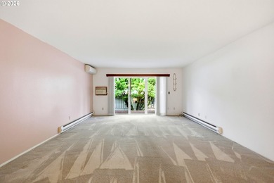 Historic Milwaukie Condo property sit on the Willamette River - photo 9