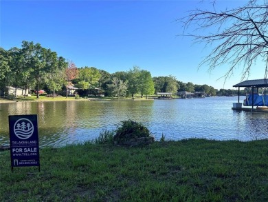 Cedar Creek Lake Lot For Sale in Mabank Texas