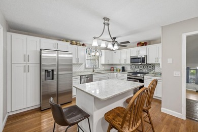 Spacious and versatile 4 bdr, 2.5 bath brick home situated on - photo 13