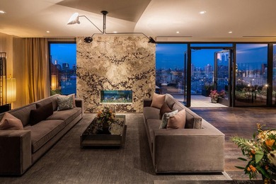 Residence 16B at Quay Tower offers exceptional waterfront living - photo 14