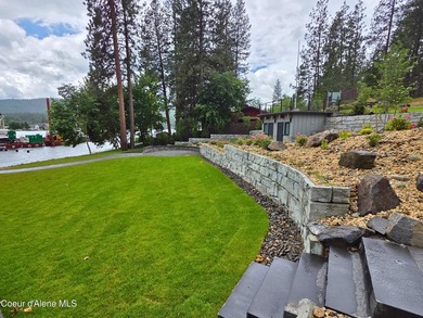 Welcome to the gated ''Estates at Waterstone'', where luxury - photo 15