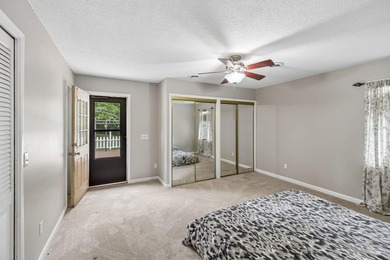 Spacious and versatile 4 bdr, 2.5 bath brick home situated on - photo 24