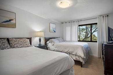Exceptional opportunity in Pebble Beach to own a fully appointed - photo 30