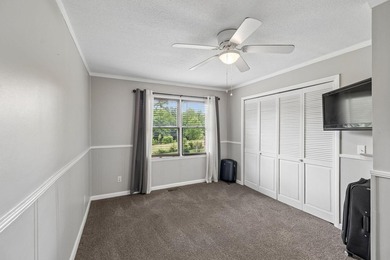 Spacious and versatile 4 bdr, 2.5 bath brick home situated on - photo 34