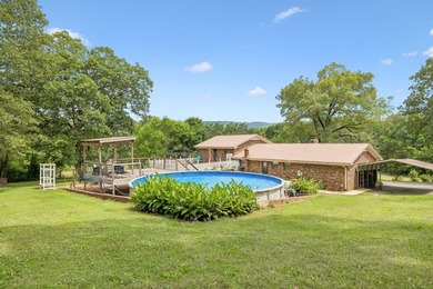 Spacious and versatile 4 bdr, 2.5 bath brick home situated on - photo 49