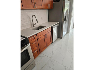 Completely Gut-Renovated. Everything New. Separate Apartment - photo 11