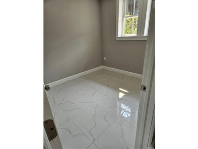 Completely Gut-Renovated. Everything New. Separate Apartment - photo 12