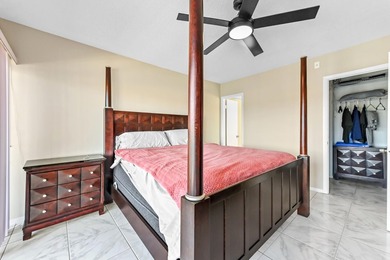 Welcome to your waterfront sanctuary at River House Towers - photo 10