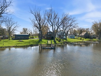 George Lake Home For Sale in Bristol Wisconsin