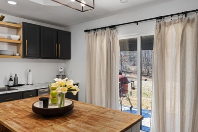 Two addresses sold as one! Live, hunt, work, and play on this