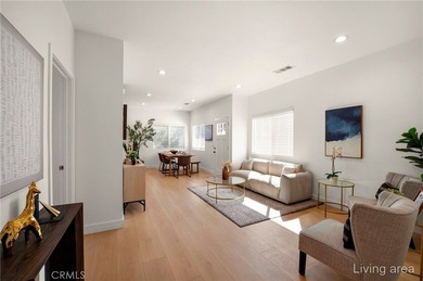Incredible opportunity to own 2 Homes on One Lot in Santa Ana - photo 9