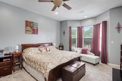 Beautiful home in the desirable Riverwalk Subdivision featuring - photo 19