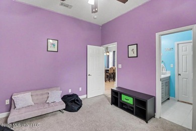 Beautiful home in the desirable Riverwalk Subdivision featuring - photo 25