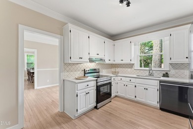 Welcome to this beautifully updated and spacious Colonial home - photo 6