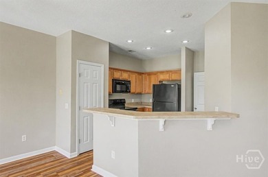 Charming 3 bed, 2 bathroom home in Live Oak Subdivision - photo 6