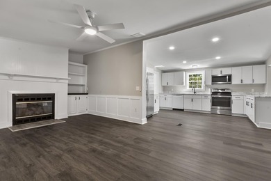 Completely Renovated Home on your owned 1/2 Acre lot with No HOA - photo 18