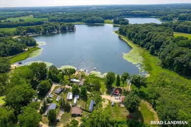 This 2 bedroom home has deeded access to Big Lake, just across - photo 24