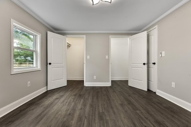 Completely Renovated Home on your owned 1/2 Acre lot with No HOA - photo 38