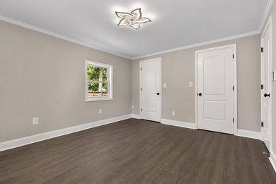 Completely Renovated Home on your owned 1/2 Acre lot with No HOA - photo 39