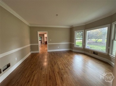 Stunningly renovated golf course home in the highly sought-after - photo 3
