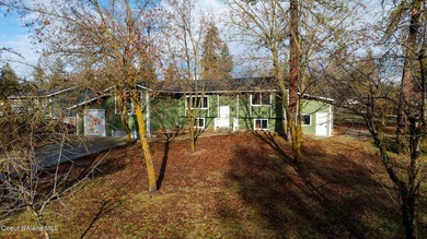 Discover your next home! Beautifully remodeled offering abundant - photo 44