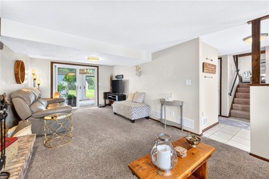 Welcome to this well-maintained 3-bedroom multi-level home - photo 44