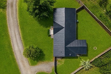 Completely Renovated Home on your owned 1/2 Acre lot with No HOA - photo 45