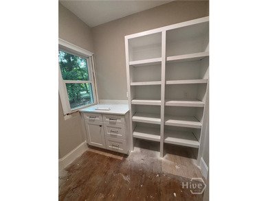 Stunningly renovated golf course home in the highly sought-after - photo 9