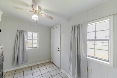 This cute, affordable, and move-in ready 2-bedroom, 1-bath home - photo 11