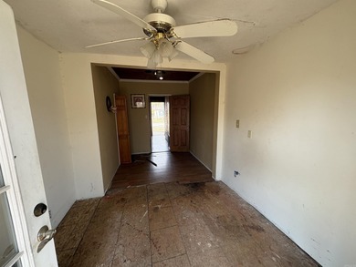 Looking for an affordable investment or a cozy place to make - photo 16