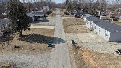 Looking for an affordable investment or a cozy place to make - photo 21