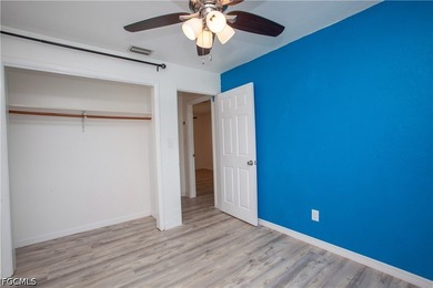 Room to breathe, room to roam, and not a flood zone in sight - photo 21