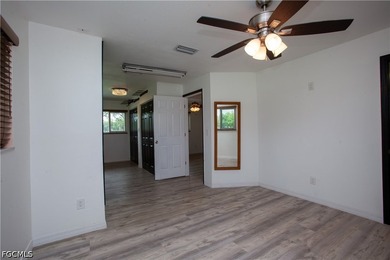 Room to breathe, room to roam, and not a flood zone in sight - photo 33