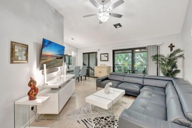 Lake Condo For Sale in Boca Raton, Florida