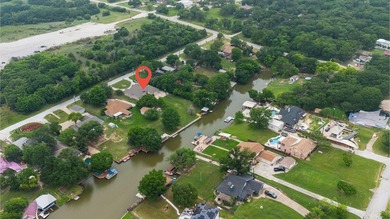 Lake living meets value in this refreshed 4-bedroom, 3-bathroom - photo 11