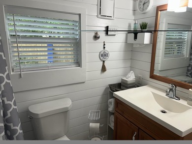 Lovely totally renovated home in Windjammer Village. Just a - photo 12